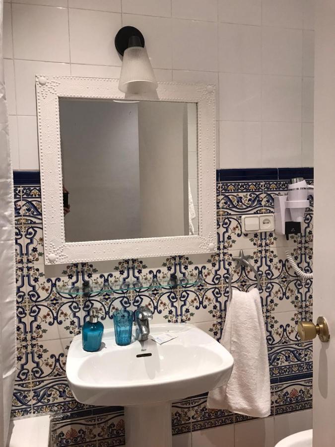 Pensjonat Casa Consell Bailen, *